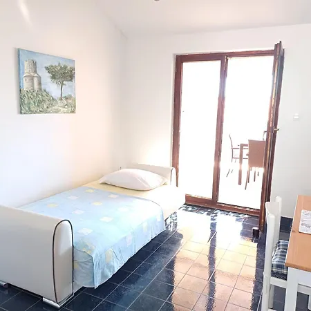 Saska 2 Apartament *
